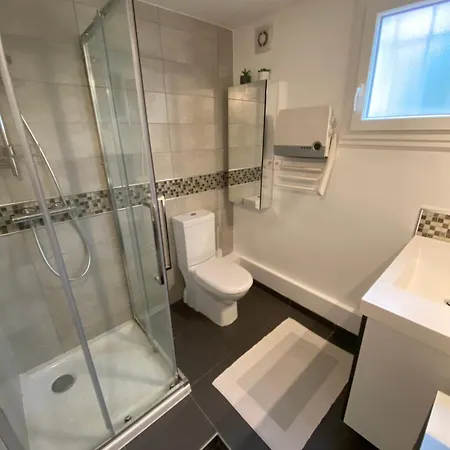 Calme Et Tranquille * Castelnau-dʼEstrétefonds